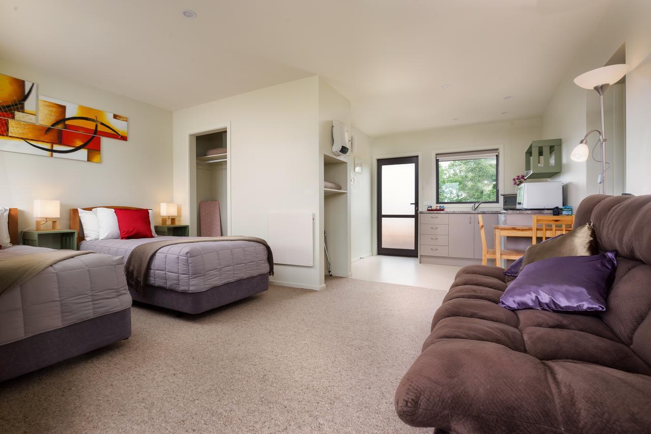 Longbourne Lodge Motel Mosgiel Esterno foto
