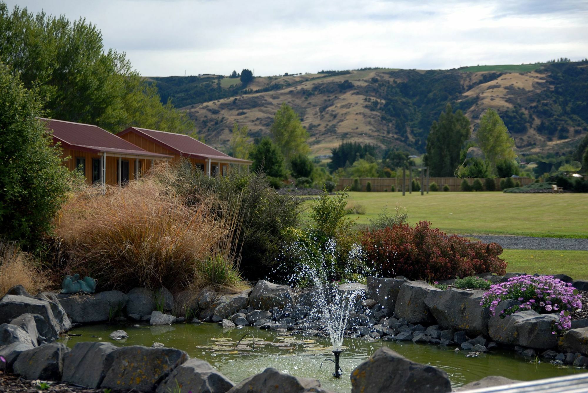 Longbourne Lodge Motel Mosgiel Esterno foto